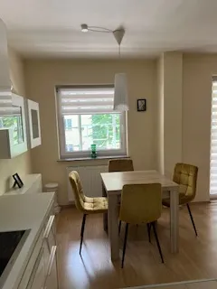 Voll ausgestattete 2 Zimmerwohnung und Balkon in Berlin Mariendorf — photo 1